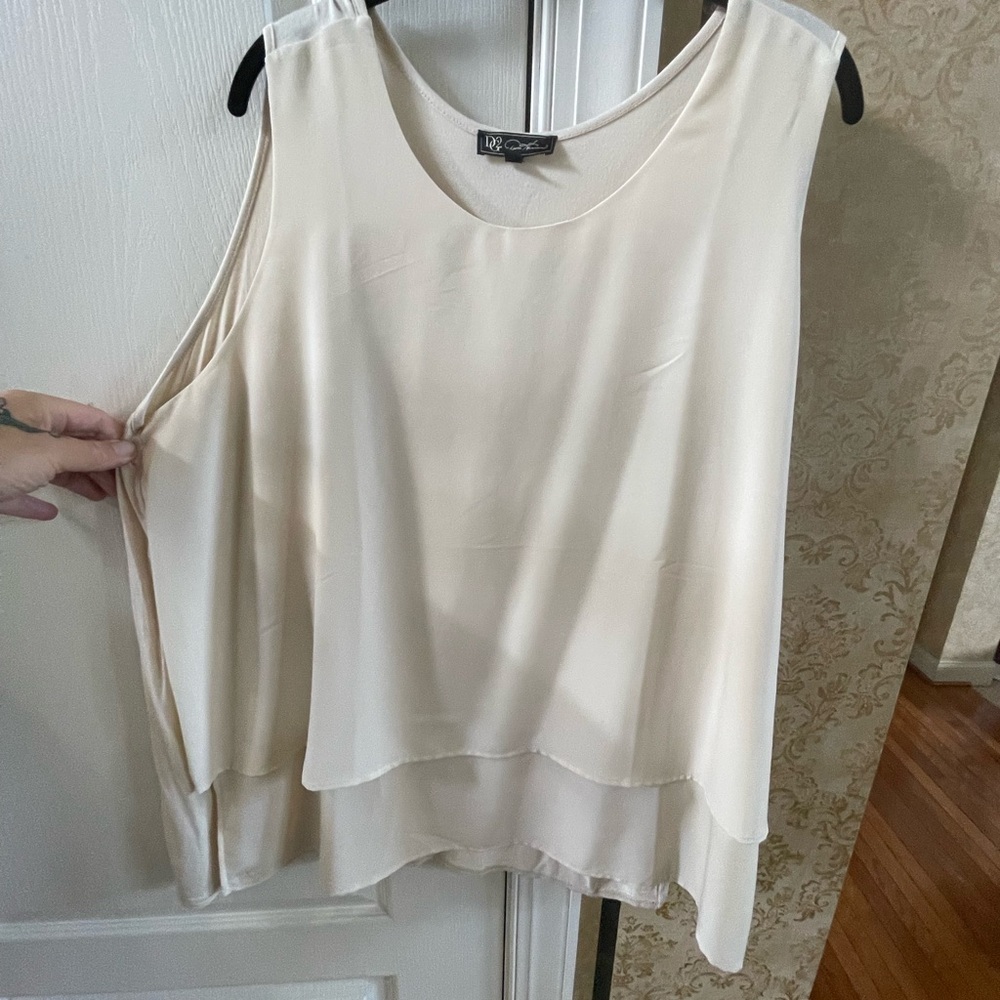 DC Cream Layered Tank Top